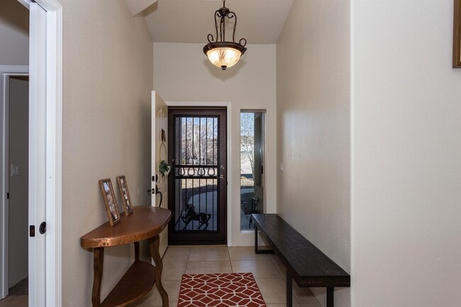 Building Photo - 7236 Pinnacle Pass Dr