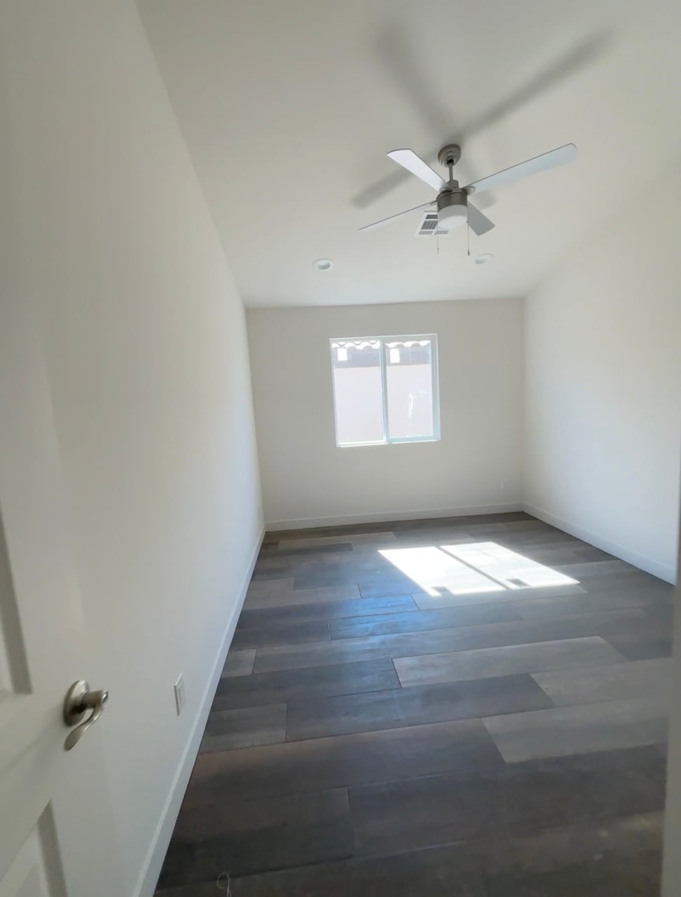 Building Photo - 500 S Soho Ln