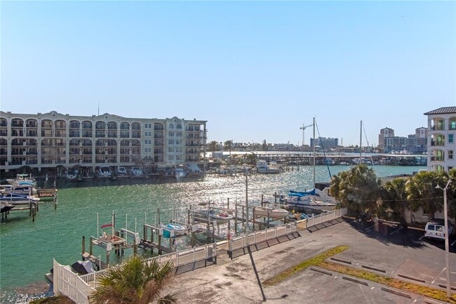Primary Photo - 255 Dolphin Point
