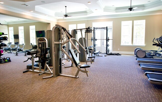 Building Photo - Spacious 2bd/2ba Ranch Style home with impressive club amenities located in Ellis Crossing