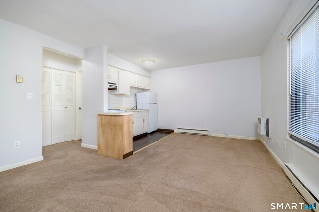 Building Photo - 445 Hope St