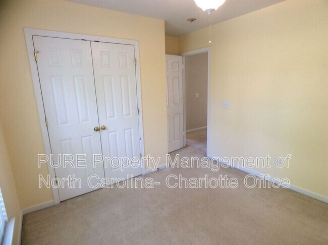 Building Photo - 3904 Luthers Rock Ct