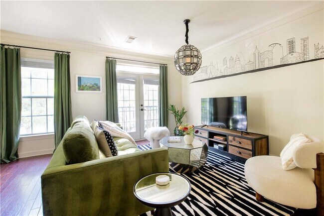 Building Photo - 1402 Markan Dr NE