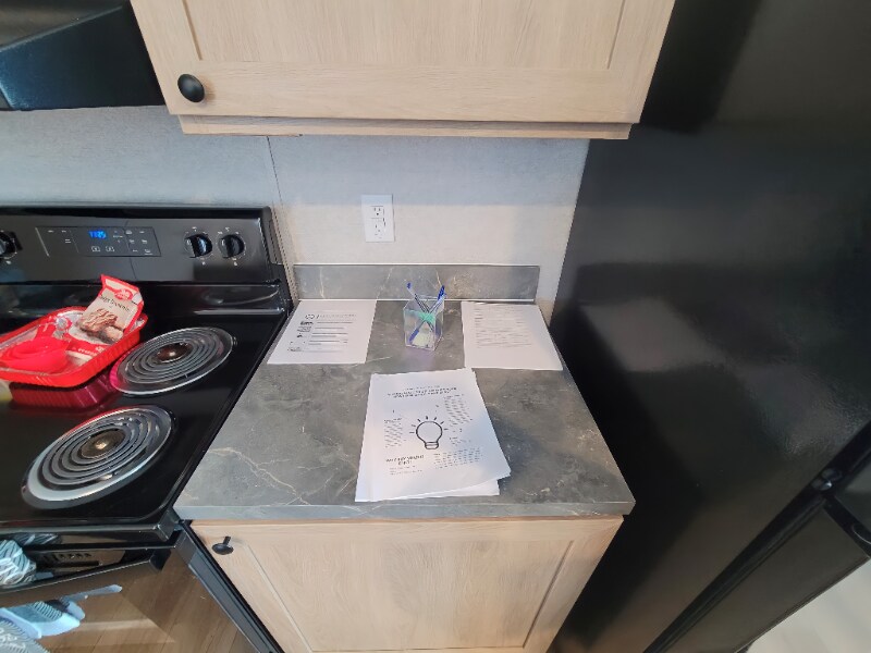 Building Photo - 2 2nd St