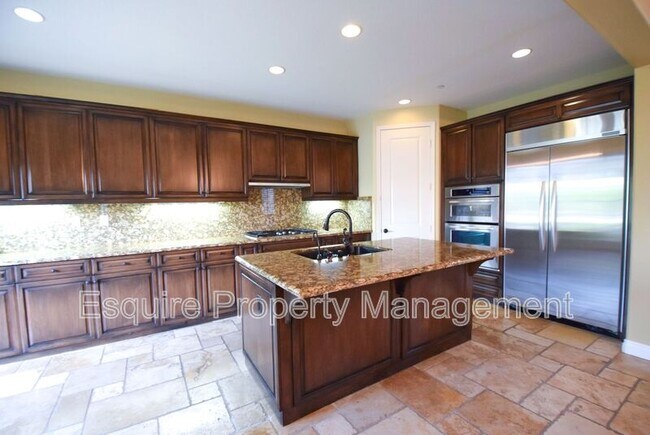 Building Photo - 4072 Farralon Way