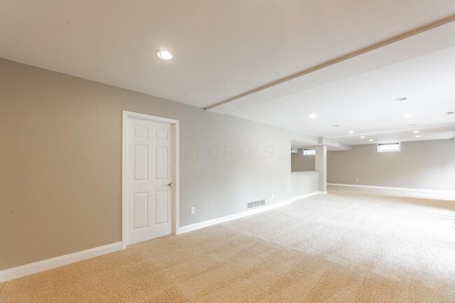 Building Photo - 4930 Brooksview Cir
