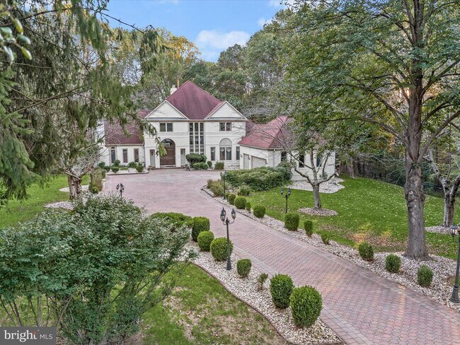 Primary Photo - 1 Lake Potomac Ct
