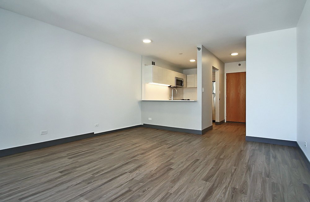 Building Photo - 417 E Ohio St