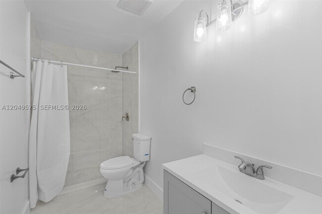 Building Photo - 9075 SW 48th Terrace