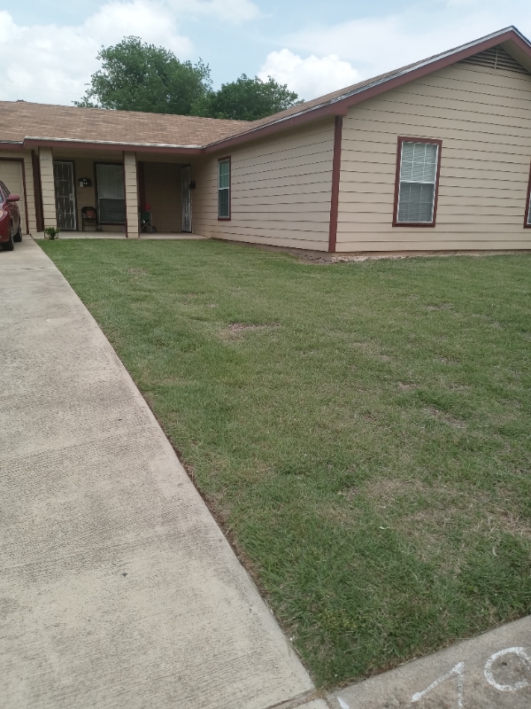 Building Photo - 5804 Redstone Dr