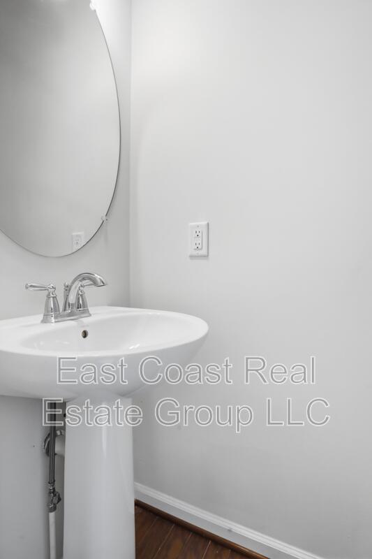 Building Photo - 5891 Bella Marie Wy