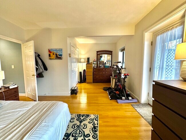 Building Photo - 664 Massachusetts Ave