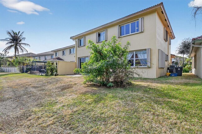 Building Photo - 9041 Silver Glen Way