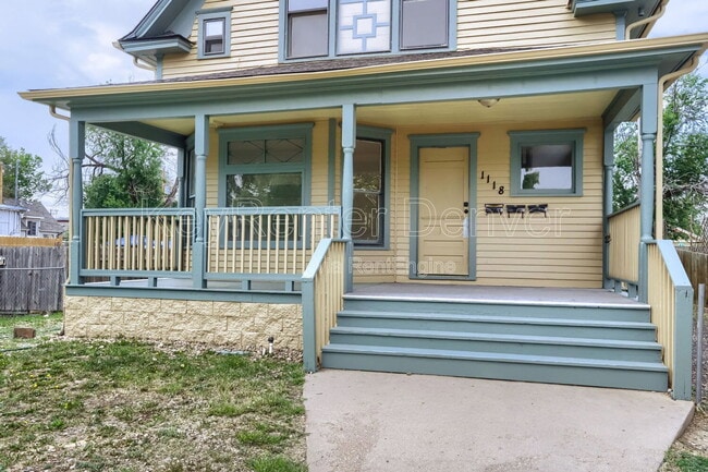 Building Photo - 1118 6th St