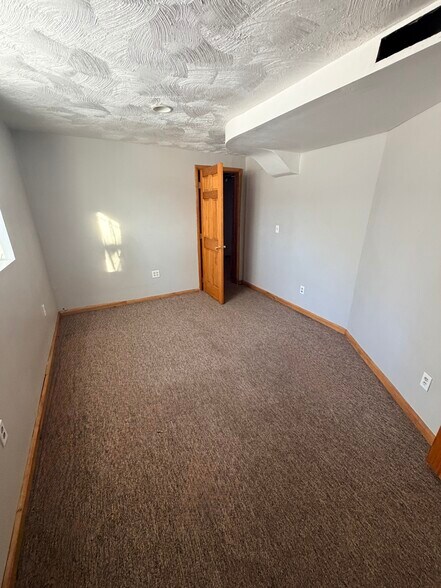 Bedroom 1 - 610 Mill St