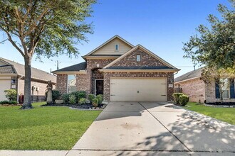 Building Photo - Beautiful one-story home in desirable Imperial Oaks Park, backing to a peaceful greenbelt with no...