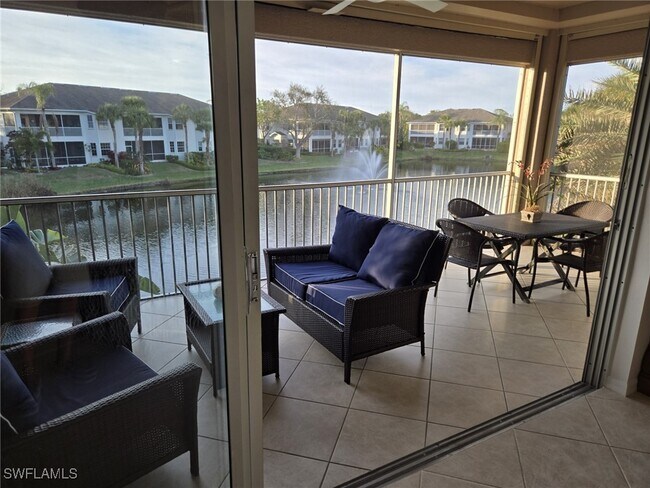 Building Photo - 5095 Yacht Harbor Dr