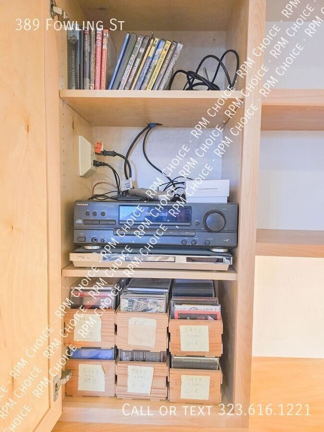 Building Photo - 389 Fowling St