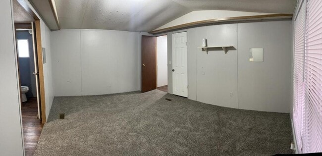 Building Photo - 17822 S Bryant Rd