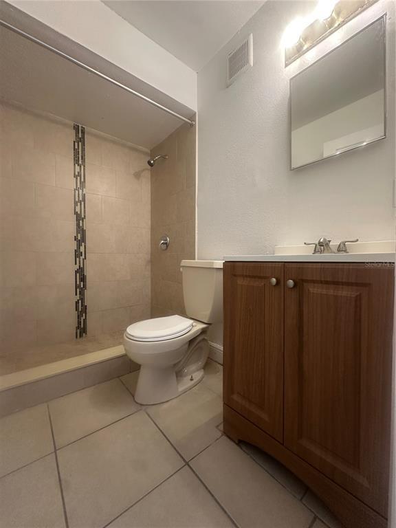 Building Photo - 2401 Barley Club Ct