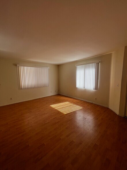 Building Photo - 235 N Verdugo Rd
