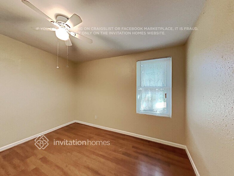 Building Photo - 1125 Dogwood Ave