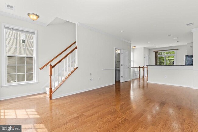 Building Photo - 15641 John Diskin Cir