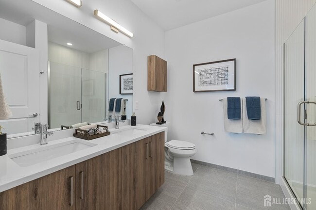 Building Photo - 2000 Schindler Dr