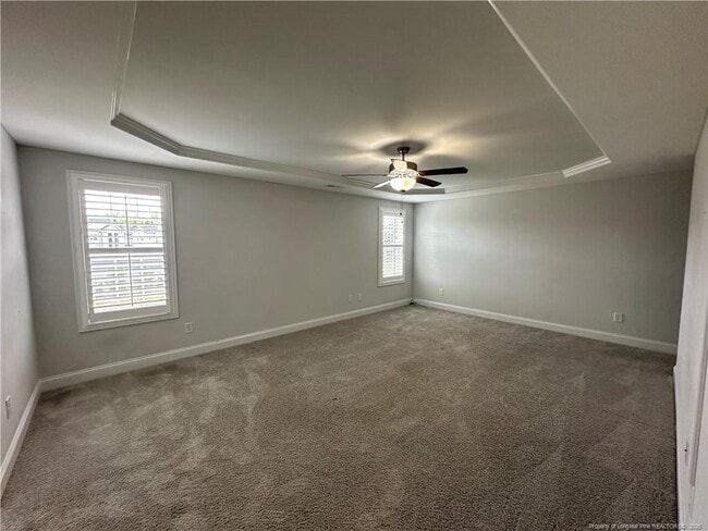 Building Photo - 5717 Pondhaven Dr