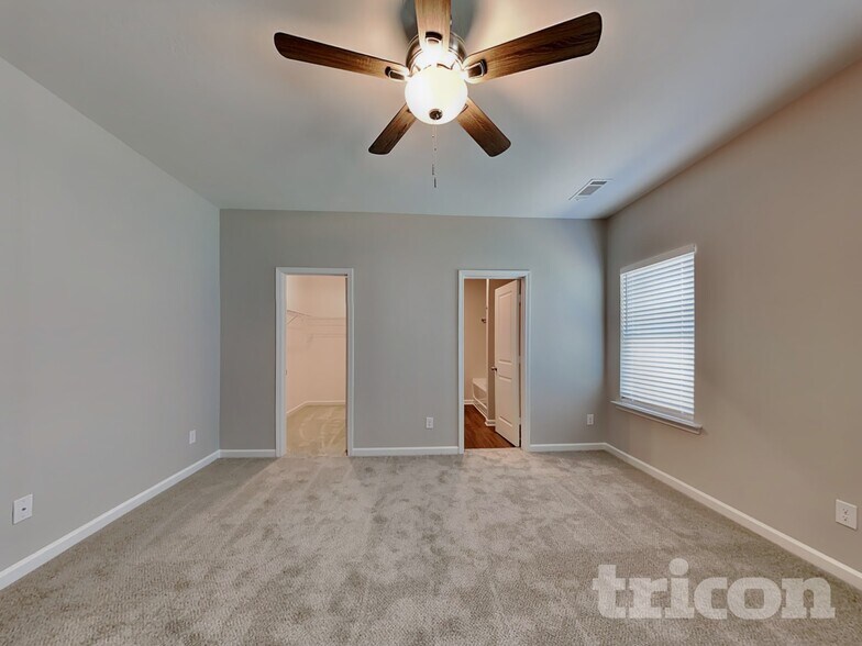 Building Photo - 109 Innis Brk Cir SW
