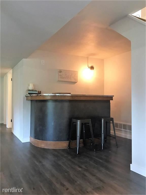 Building Photo - 4 br, 2 bath House - 2921 La Salle Street