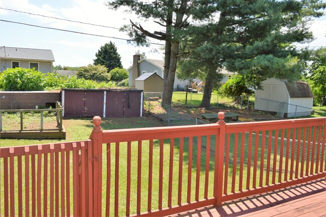 Building Photo - 3 Bedroom Home in Culpeper