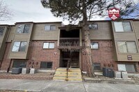 Building Photo - 226 Wright St