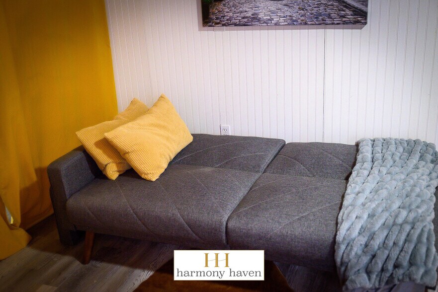 Convertible couch bed. - 17016 Foxton Dr
