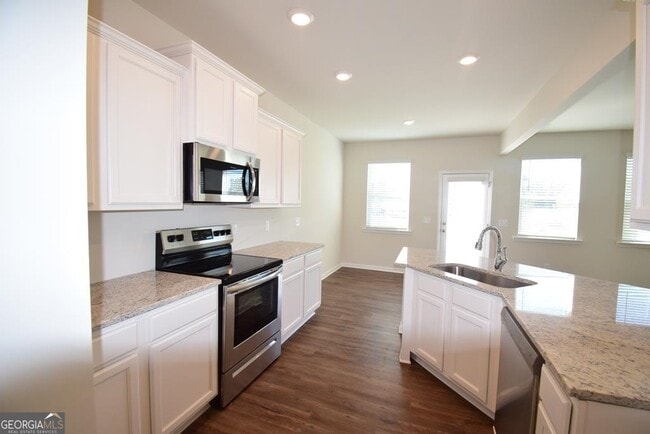 Building Photo - 82 Sepia Oak Dr