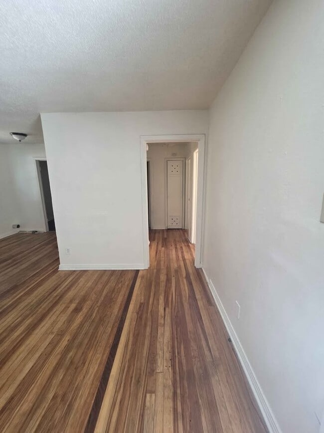 Building Photo - 2644 Canberra Ct