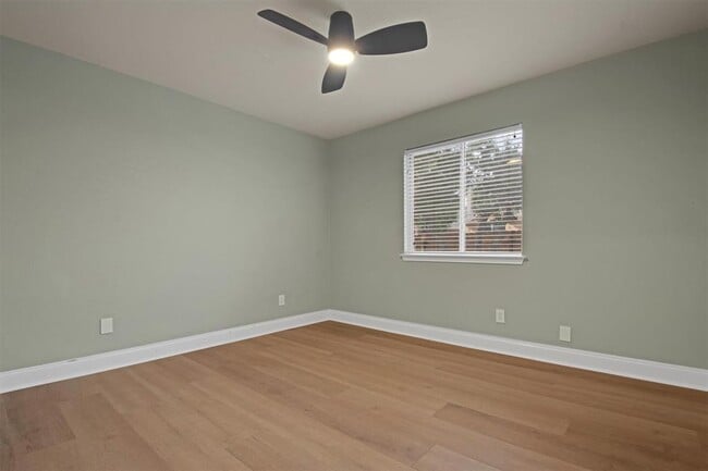 Building Photo - 4900 Tiger Lily Way