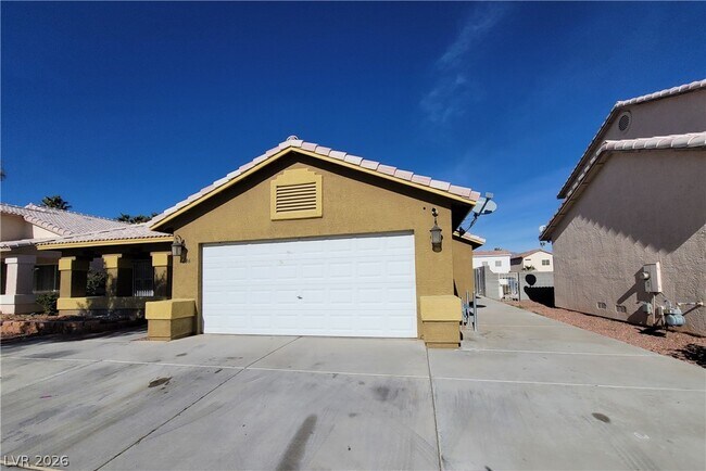 Building Photo - 4406 Cinema Ave