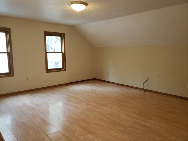 Building Photo - 718 Jackson St