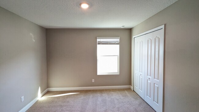 Building Photo - 116 Zancara St