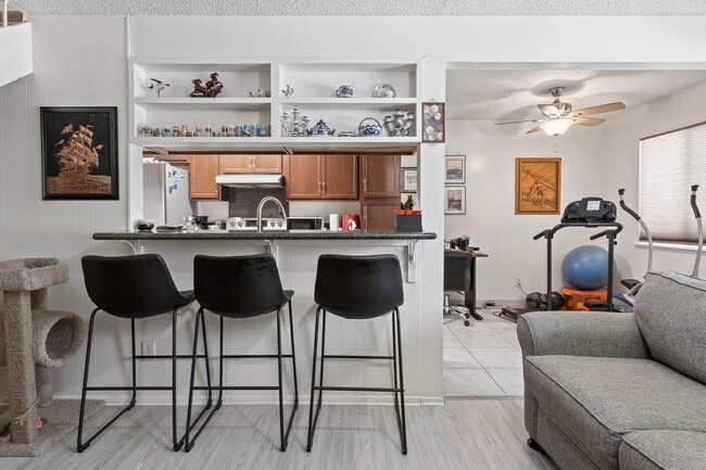 Building Photo - Charming 2 bedroom unit in Sparks