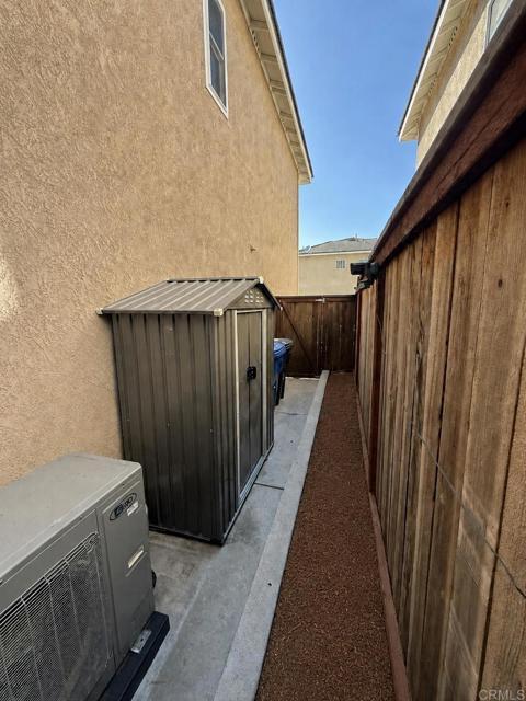 Building Photo - 160 Belflora Way