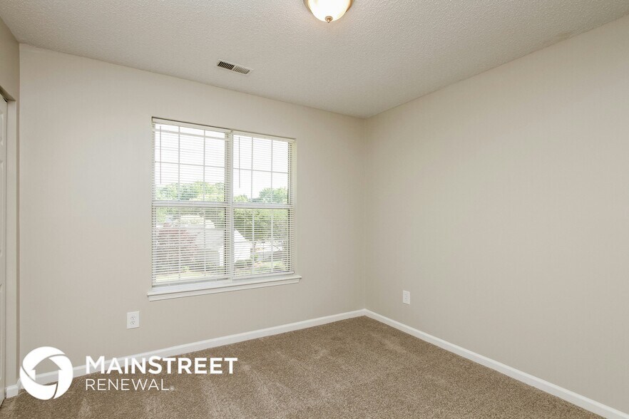 Building Photo - 3676 Lake Spring Ave NW