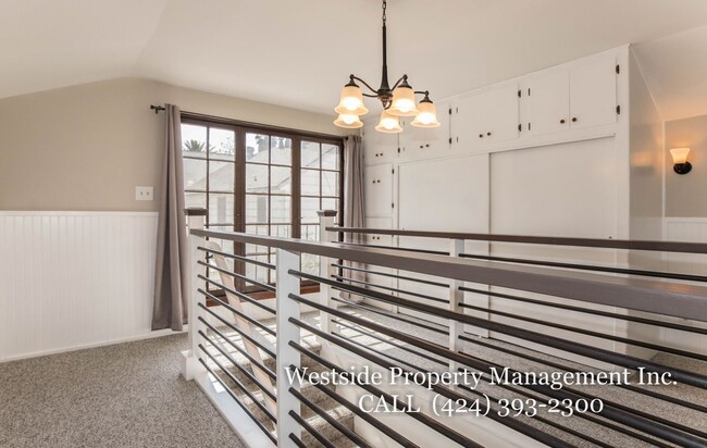 Building Photo - 4331 Price St