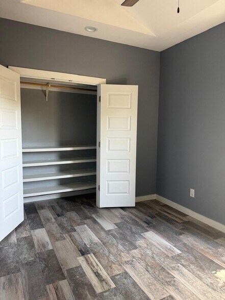 Building Photo - 2117 Taxco Ct