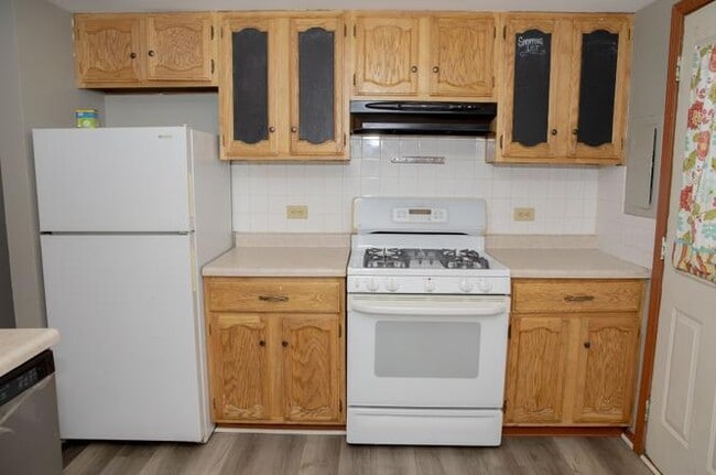 Building Photo - 363 Meadow Green Ln