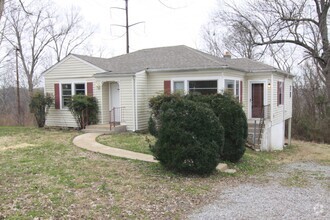 Building Photo - Lookout Drive-121