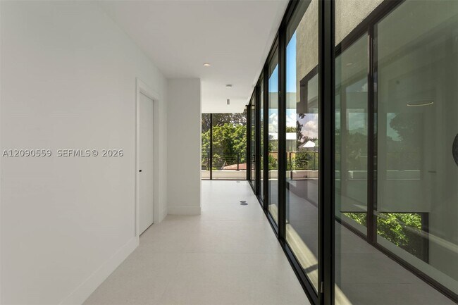 Building Photo - 3310 Elizabeth St