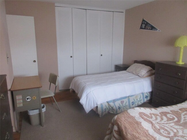 Building Photo - 5 Coyne Dr