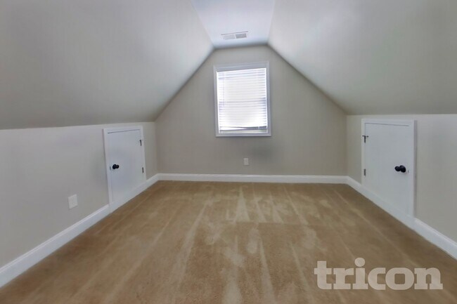 Building Photo - 268 Cranbrooke Dr